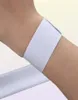 Bangle 30pieces White Slap Armband DIY Tom Bands Bulk Plastic Party For Birthday Concert School Craftbangle5177543