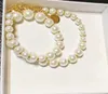 女性愛好家のための新しい真珠のネックレスチェーンブレスレットファッションワイルドパーソナリティジュエリー供給
