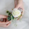 Dekoratif Çiçekler Fildişi Gül Bilek Korsage Bilek Band Bilezik ve Erkekler Boutonniere Beyaz Düğün Aksesuarları için Set