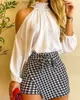 Tvådelt klädkvinnor Frill Hem Shirred Neck Cold Shoulder Top Houndstooth Wrap Tie Front Shorts Set Autumn Sexy Bodycon kjolar Tvådel kostym L231225