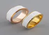 Nuevo color esmalte V anillo moda lujo pareja anillo de boda diseñador para hombres mujeres alta calidad 316L titanio acero joyería4243722