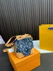 Top Luxury Handbag Designer Bucket Bag Womens Crossbody Shoulder Makeup Purse 14cm