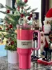 US Stock Pink Parade Parade Tumbler تبريد نفس الشعار 40 أوقية كوب كوب ماء مع غطاء مقبض كوب من الفولاذ المقاوم للصدأ والقش 1229