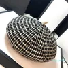 Berets karierte Kürbishut Winterhut Frau Herbst gestrickt