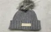 Ny Pom Winter New Warm Woolen Hat Designer Sticked Women Hats Sälj Fashionable Beanies 3254917