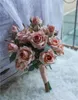 Bröllopsblommor 2023 Högkvalitativ verklig touch krullad Rose Baby Pink Classic Carnation Bridal Bouquet Ramo Flores Novia