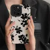 Caixa de telefone de padrão de flores preto para iPhone 15 14 13 12 11 Pro Max x xs max xr tampa traseira 30pcs