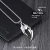 Wolf Teeth Titanium Steel Men's Necklace Fashion Accessories Advanced Design Sense Small Group Pendant Street mångsidig Hip Hop Punk Roch Rapper smycken Partihandel