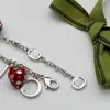 2023 Дизайнерский браслет клубничный браслет Ожерелье Уникальное дизайнерское браслет подарки подарки свадебные ювелирные изделия 2218