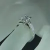 2020 Princesa de luxo Corte 0 6ct Laboratório Diamante Ring Real 925 Sterling Silver Engagement Banding Banding Band Rings for Women Bridal Jewelry2586