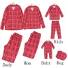 Julfamilj som matchar pyjamas Plaid Cotton Mother Father Baby Kids and Dog Clothes 231225