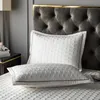 Le lit de luxe a été le lit sur le lit Euro Couvre la couverture à caractéristique multi-utilisée Couvre-couvre-lits couvre-lits de lit