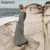 Y2k gestreiftes Rückenless gestrickt Maxi Kleid Frauen Herbst Vintage Elegant Long Sleeve O Hals Beach Party Kleider weibliche lässige Roben 231225