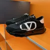 Tasarımcı netrunner spor ayakkabılar koşu ayakkabıları lacerunner platform eğitmenleri üst deri kamuflaj kauçuk taban askeri yeşil siyah beyaz erkek spor spor ayakkabı