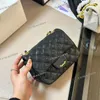Caviar Leather Women Designer Mini Classic Flap Bag Bag Quilted Gold/Silver Metal Hardware Matelasse Chain Diamond 17x13cm Prest