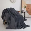 Cobertor adequado para a pele. Colcha de veludo na cama estilo simples sofá xale quente xadrez inverno lençol casa cobertor.s 231221