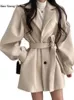 Krótki wełniany płaszcz dla kobiet jesienne zimowe ciężki wełniany płaszcz swobodny styl Hepburn Modny i prosty najlepszy 231225