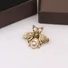 New fashion brooch full of diamonds Personality elegant lapel versatile temperament pin sweater accessories red gold Pearl Diamond sliver Brass a brooch 9117
