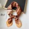 7070cm Designer Letters Floral Silk Scarf Headband Women Fashion Long Handle Bag Scarves Shoulder Tote Luggage Ribbon Head Wraps7484494