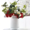 装飾的な花2つの大きな赤い果物の装飾を備えた人工花の桑の桑は、フルーツDIY材料BP057をシミュレートするために使用されました