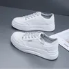 Runningskor designer skor fritidsskor man kvinnors nya lilla doftande äkta läder snör upp mode mångsidiga små vita skor 07pc#