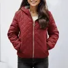 Trench-codes de femme veste femme noire 2023 hiver féminine coréenne en toison coréce coton extérieur parka à capuche épaissée