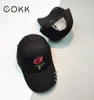 COKK rouge Rose fleur casquette de Baseball femmes couleur unie casquette avec anneaux en métal papa chapeau femme Hip Hop pare-soleil 2018 Summer1233860