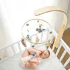 Zabawka grzechotka dla niemowląt 0-12 miesięcy drewniany telefon na łóżku Born Music Box Bell Bell Hanging Toys Uchwyt Wspornik niemowlę