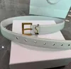 2022Luxury Designer Belt y Buckle Fashion أصلي أحزمة نسائية للنساء رجالًا ،