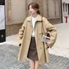 Trench Coats Femme Petit manteau de mi-long pour femmes 2023 Automne Design Send Plaid Coux de couture