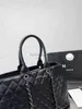 Neue Luxusmarke Frauen 2023 Designer Luxusmarke Totes Leder weibliche schwarze lässige Single -Umhängetasche Kette One Recond Bag Cross Body Handtasche W230109
