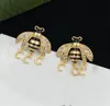 Boucles d'oreilles charme designer pour femmes mode luxe marque designer classique petite abeille populaire net rouge boucle d'oreille de luxe fête de mariage C2490635