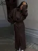 Oymimi зимние коричневые юбки из искусственной кожи для женщин, комплект из 2 предметов, модная рубашка с длинными рукавами 2023 и юбкой с разрезом на высокой талии 231225