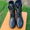 Botas de grife com letras de metal rotativas de luxo, marca francesa, sola grossa, à prova d'água, botas martin novas, couro genuíno, sola grossa, botas de neve antiderrapantes