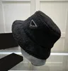 Moda aba larga chapéus de balde de inverno gorro designer de luxo casquette homens boné de beisebol cashmere lã de malha gorros baldes o4065088