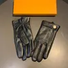 Guanti 2023 guanti di pelle di pecora premium classici logo hardware guanti designer di lusso Personalità