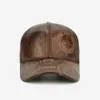 Caps de bola Hot Sale Hot Men Genuine Cowide Leather Baseball Cap casual Cheatra real Chapéu outono Inverno Inverno Real Capinho de couro Caps de proteção de ouvido J231223