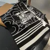 Sciarpa di design sciarpa di lusso designer lettera design sciarpa colorata regalo di Natale Sciarpa jacquard reversibile Sciarpa di moda piccolo scialle molto buona