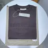 2024 Новые футболки для мужчин и женщин Североамериканская уличная мода Бренд Fears Essentialt Версия Line Line с поднятыми буквами Craft Круглый вырез с короткими рукавами Ys1o