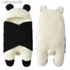 Sacs de couchage Bébé dessin animé Panda couleur laine d'agneau bébé couette sac de couchage en peluche Swaddle doux couverture pour bébé sac de couchage automne et hiver L231225