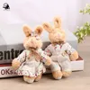 Schattige linnen teddybeer sleutelhanger vrouwen paar landelijke stijl konijn op zak auto snuisterij vrouwelijke bruiloft speelgoed meisjes cadeau 231225