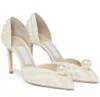 2024 Chaussures de robe de mariée élégantes Sacora Lady Sandales à talons hauts Perles blanches en cuir Marques de luxe Talons Femmes Walking Party Taille 35-43