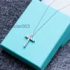 Halsband T Family Pure Silver S925 Fashion Cross Necklace Full Diamond Collar Chain Women's Simple Pendant Live Broadcast Designer Jewelry 8mff