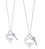 Original classique S925 en argent Sterling femmes 039s collier mode amour clé pendentif collier bijoux cadeau pour petite amie Y12042384885