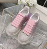 Designer Sneakers Womens Mens Crystal Embellished Oversized Sneaker Fashion Sparkling Party Banquet Comfortable Casual Shoes Deodorant rubber Training Shoes