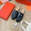 Mocassins chaussures 2024 printemps/été nouvelles femmes luxe confortable sac en cuir tête boucle en métal de haute qualité rétro antidérapant plat petites chaussures en cuir