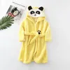 Automne hiver enfants peignoir à capuche bébé robes de bain garçons filles dessin animé lapin Panda flanelle pyjamas à manches longues serviette Robe 231225