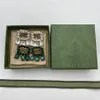 Z pudełkowymi kolczykami do stadnin Białe zielone duże perłowe kolczyki luksusowe kobiety testowe stadniny dziewczyna matka prezent biżuteria324R