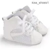 Chaussures des grossistes Classic First Walkers Baby-Soft Soft Soft Souled Baby Shoes for Boys Sneakers Crib Bebe Shoes