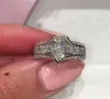 Anillos de boda Huitan Cristal de lujo En forma de pera Cubic Zirconia Mujeres Bandas de moda Joyería Lady Declaración Dedo para fiesta6047097